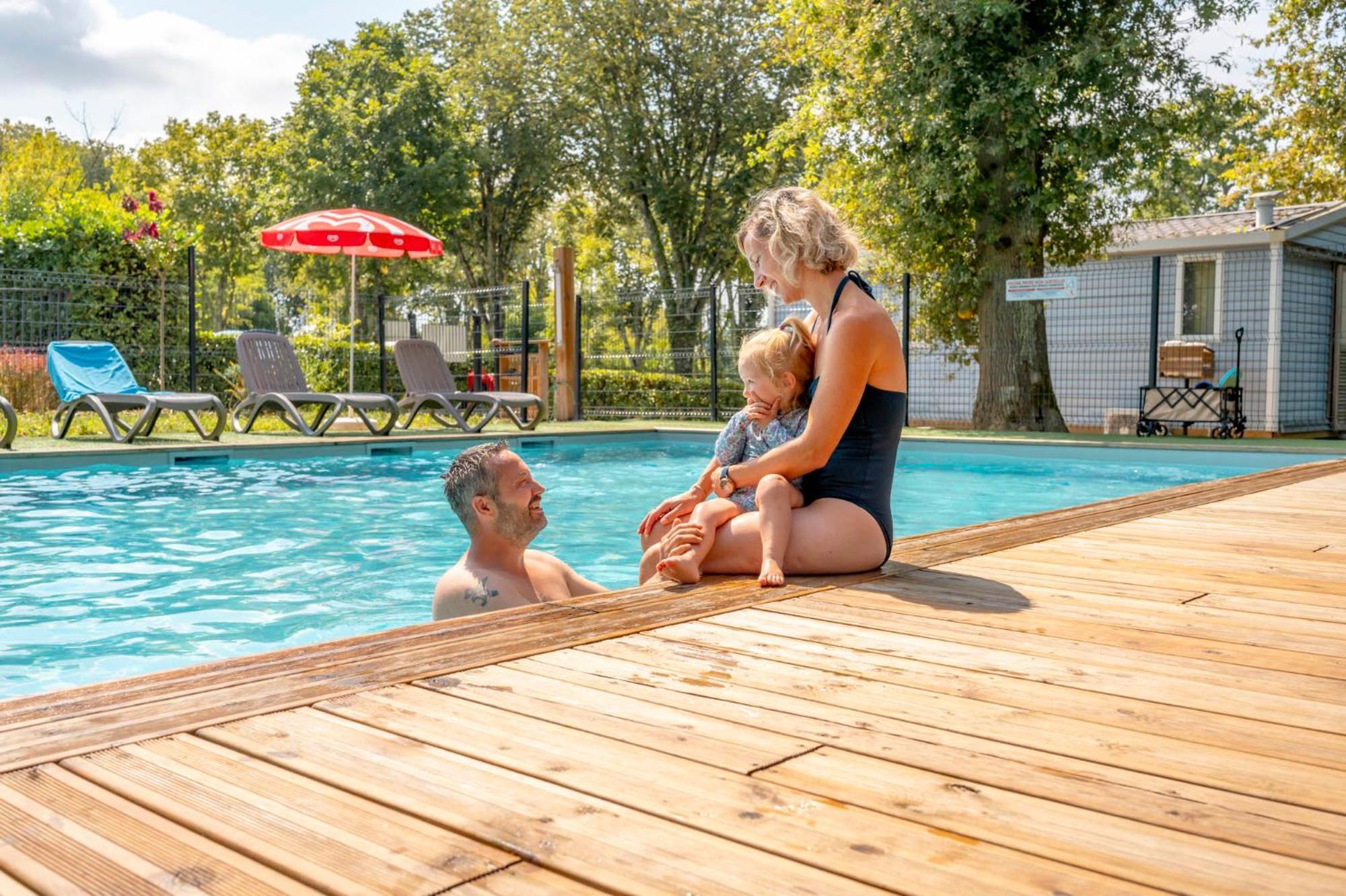 Salies-de-Béarn Camping Des Salines מראה חיצוני תמונה